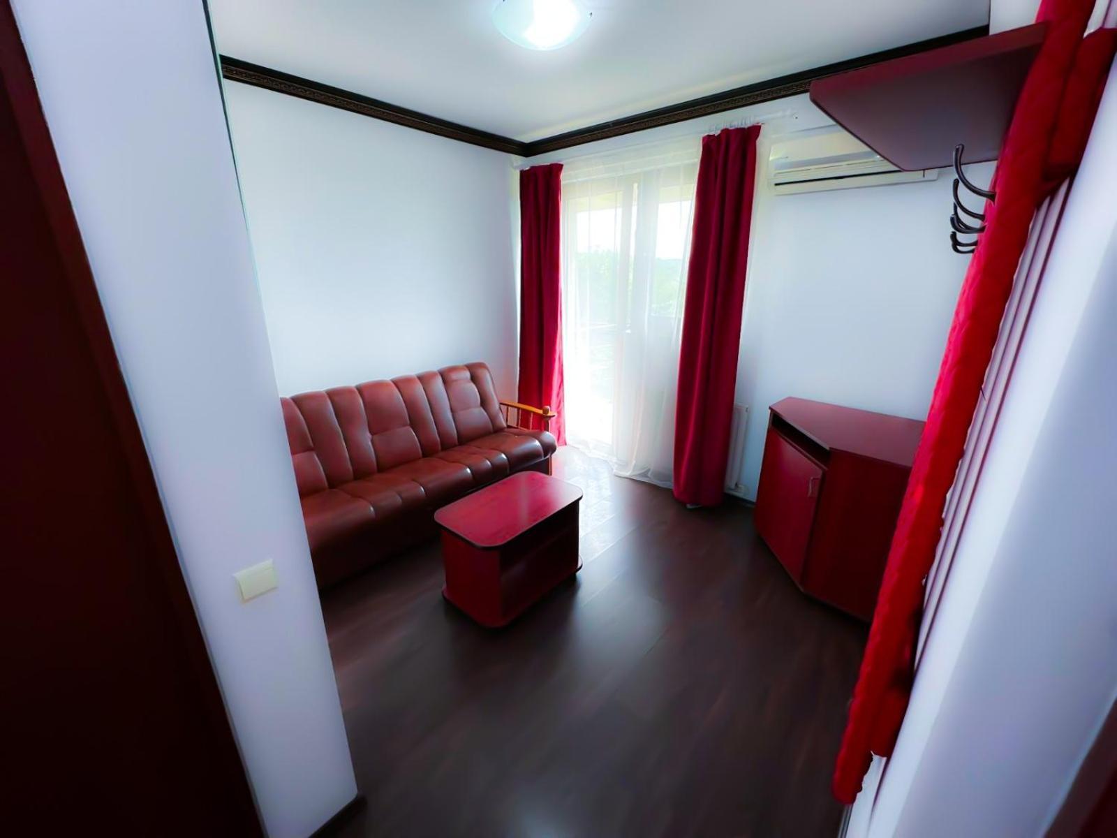 Shamrock Inn Яссы Экстерьер фото