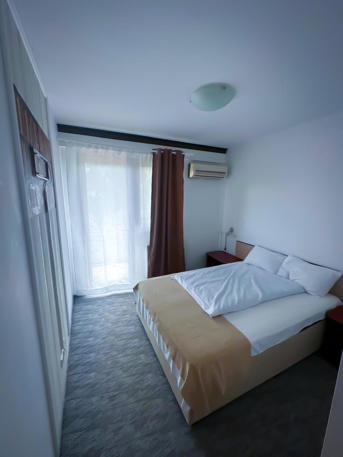 Shamrock Inn Яссы Экстерьер фото