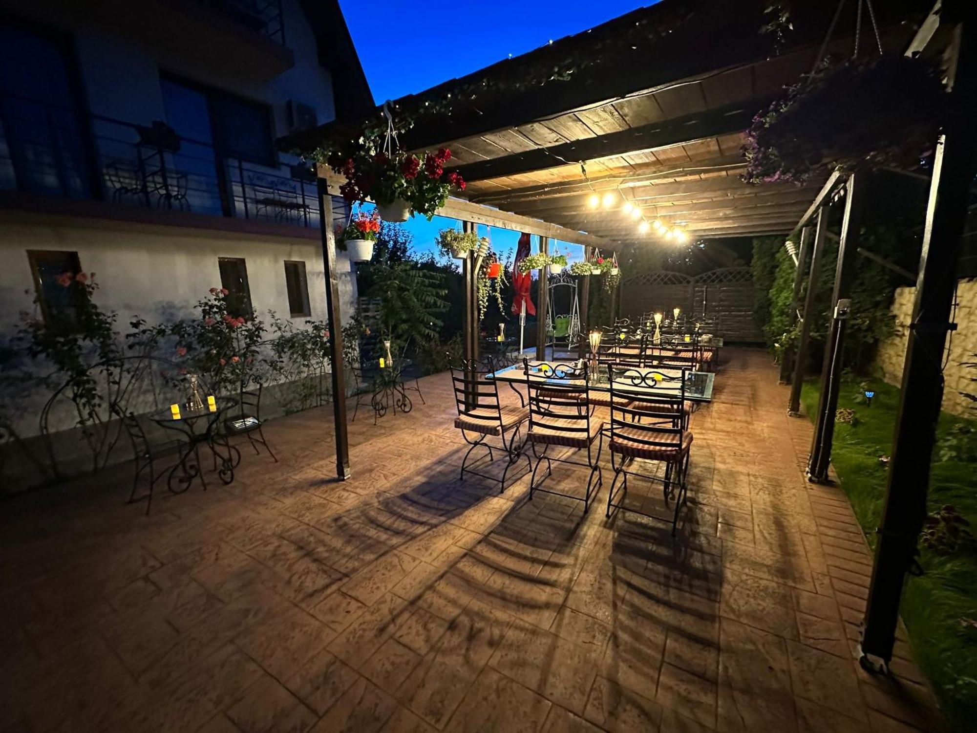 Shamrock Inn Яссы Экстерьер фото