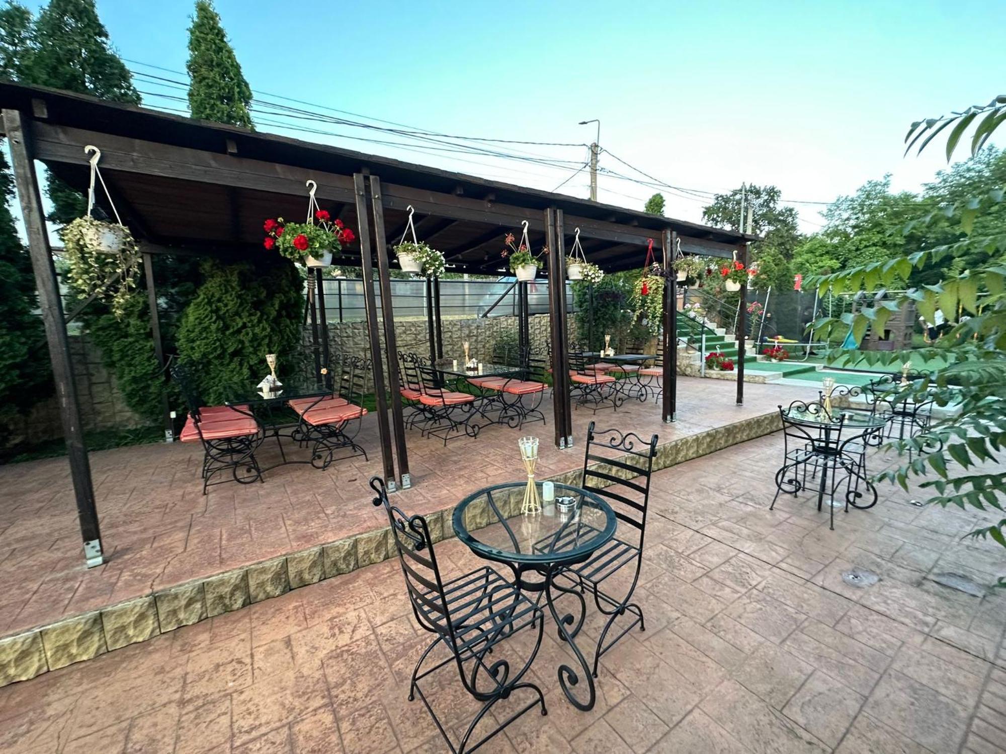 Shamrock Inn Яссы Экстерьер фото