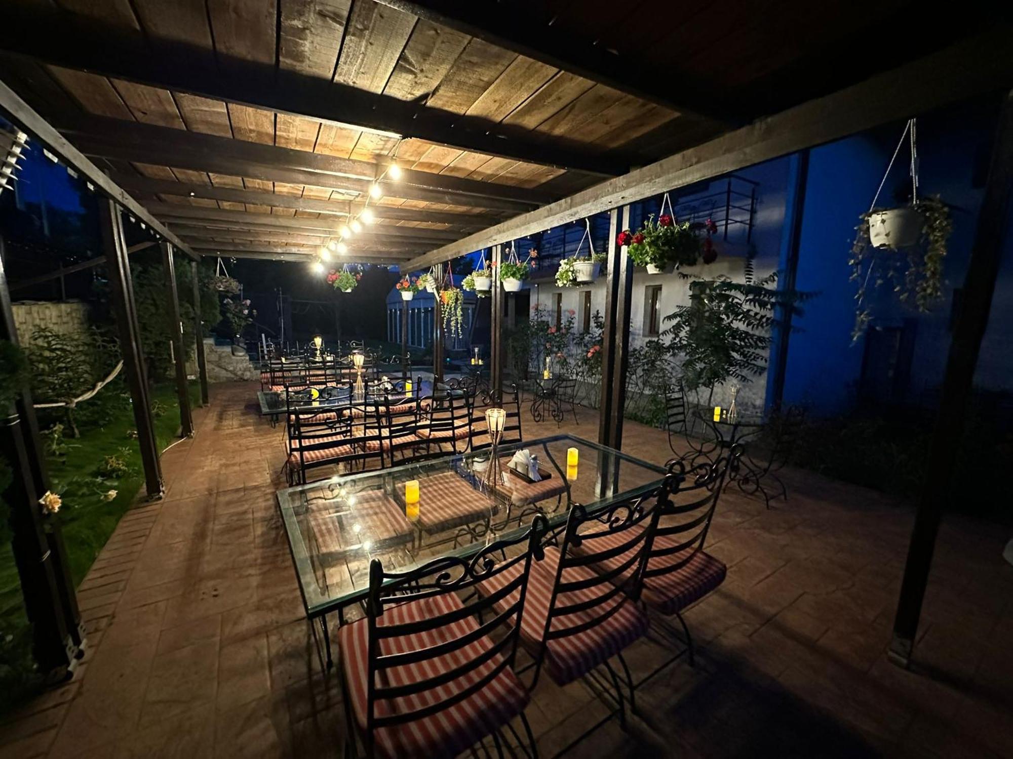 Shamrock Inn Яссы Экстерьер фото