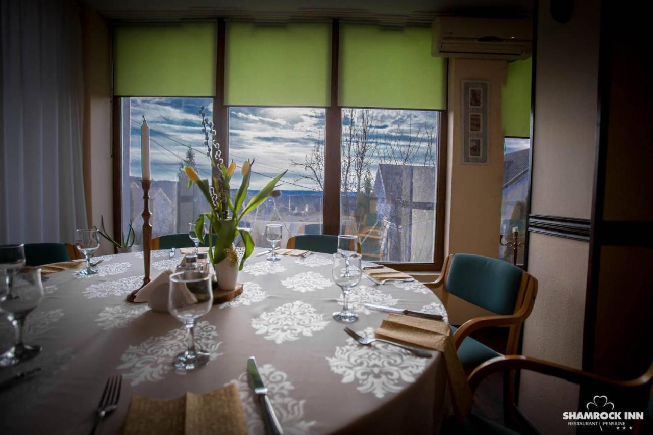 Shamrock Inn Яссы Экстерьер фото